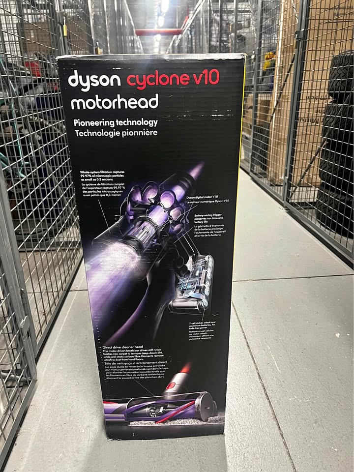 Dyson Cyclone V10 Vaccuum Cleaner