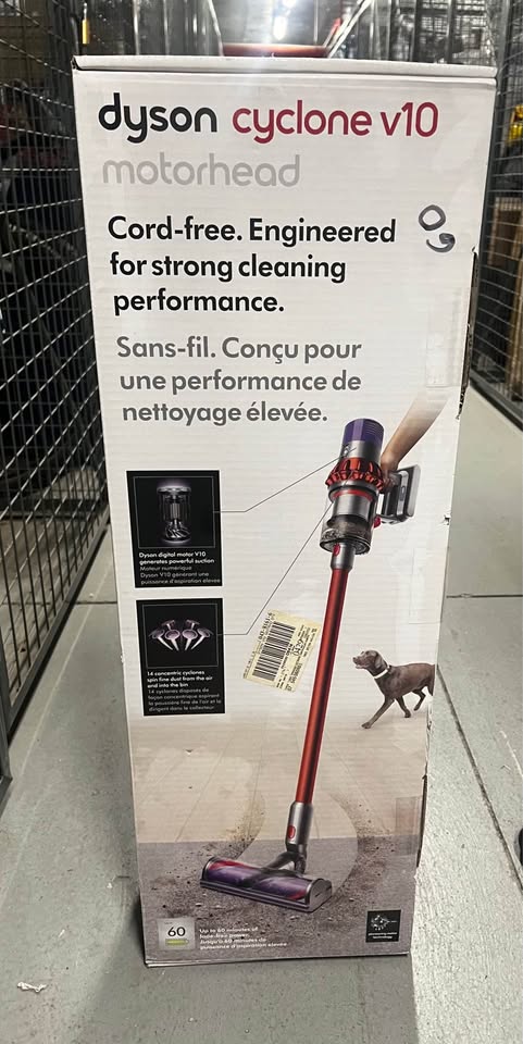 Dyson Cyclone V10 Vaccuum Cleaner - photo 3
