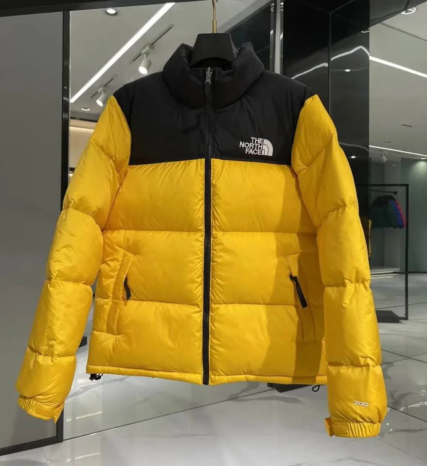 NORTH FACE NUPTSE 700 PUFFER JACKET BRAND NEW (SEALED) image indicator(3)