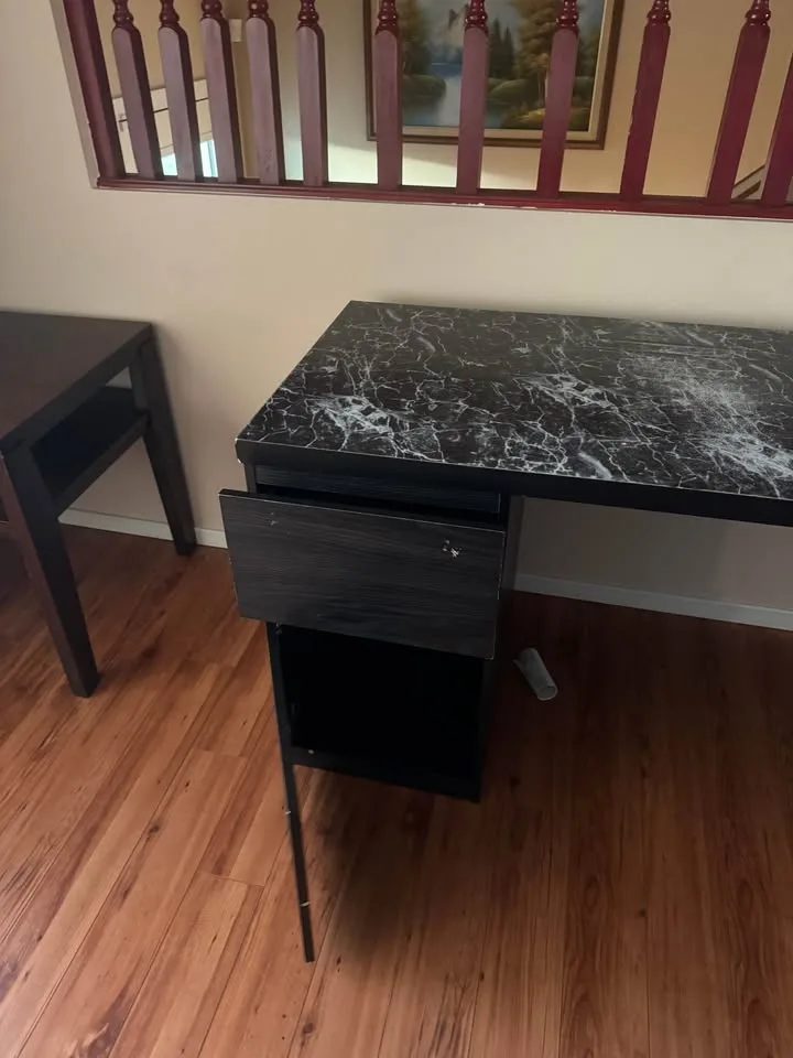 Computer Desk image indicator(2)