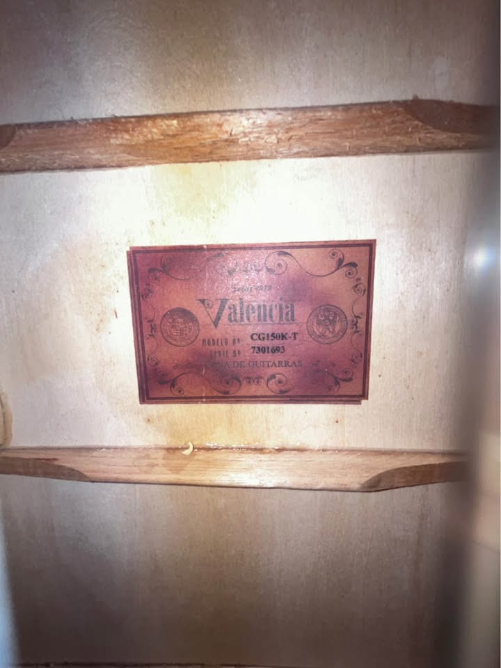 Valencia Acoustic Guitar - photo 4