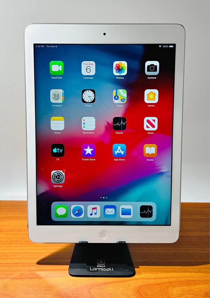 Apple iPad AIR 16GB 9.7” Fully Functional