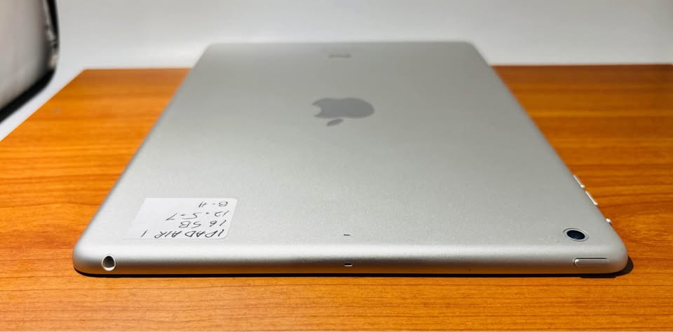 Apple iPad AIR 16GB 9.7” Fully Functional - photo 2
