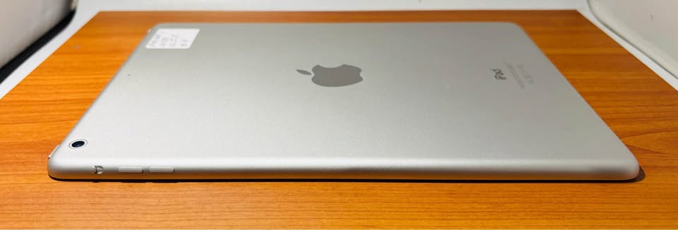 Apple iPad AIR 16GB 9.7” Fully Functional - photo 3