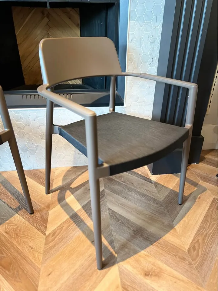 Set of (2) Brand New In Box Sundays Dining Chairs image indicator(3)