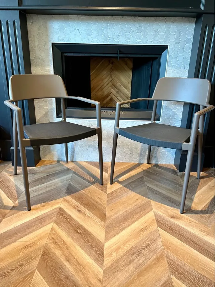 Set of (2) Brand New In Box Sundays Dining Chairs image indicator(7)