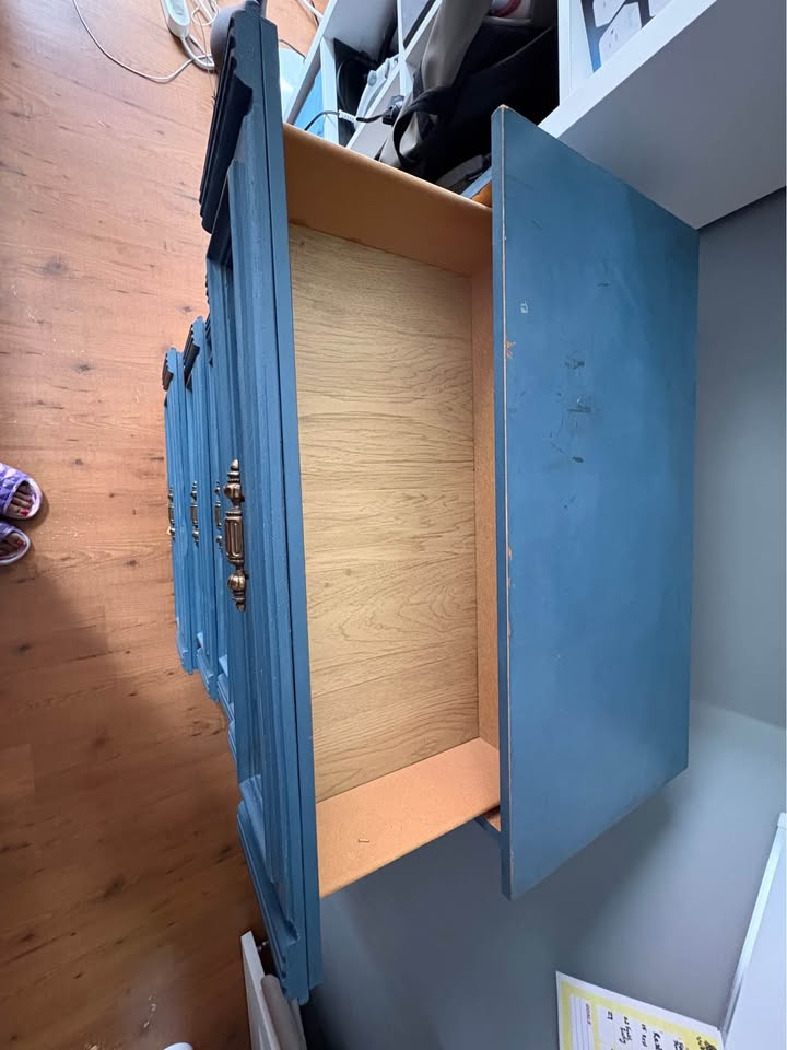 5-drawer wooden and plywood dresser - photo 3