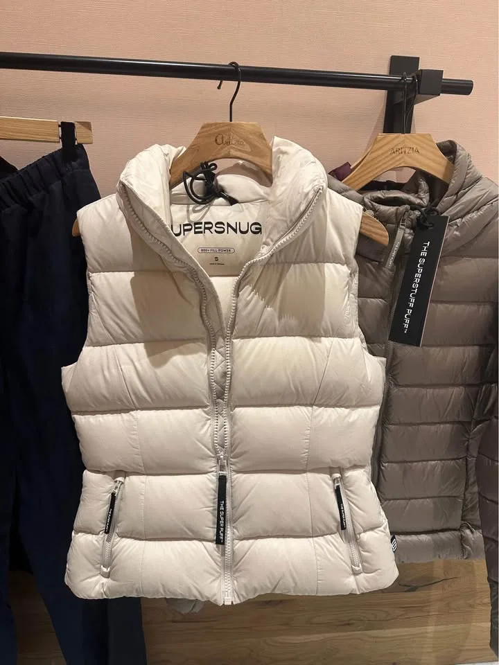 Aritzia SuperSnug Puff™ Vest - cliMATTE™ Size S NWT image indicator(5)