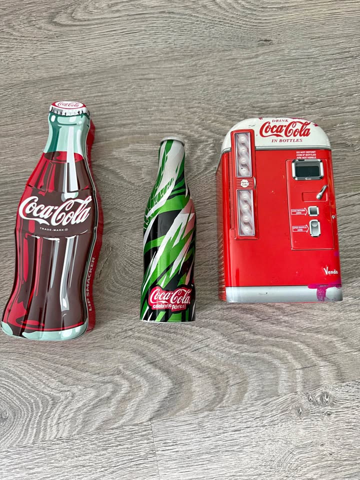 Lot of 3 Coca Cola