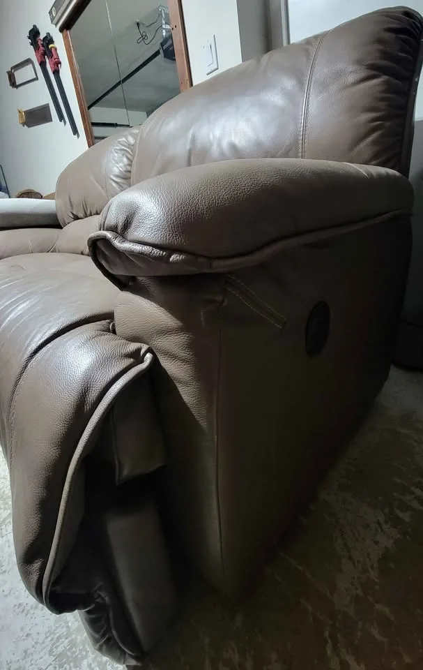 Leather LaZBoy Electronic Recliner Sofa & Love Chair image indicator(2)