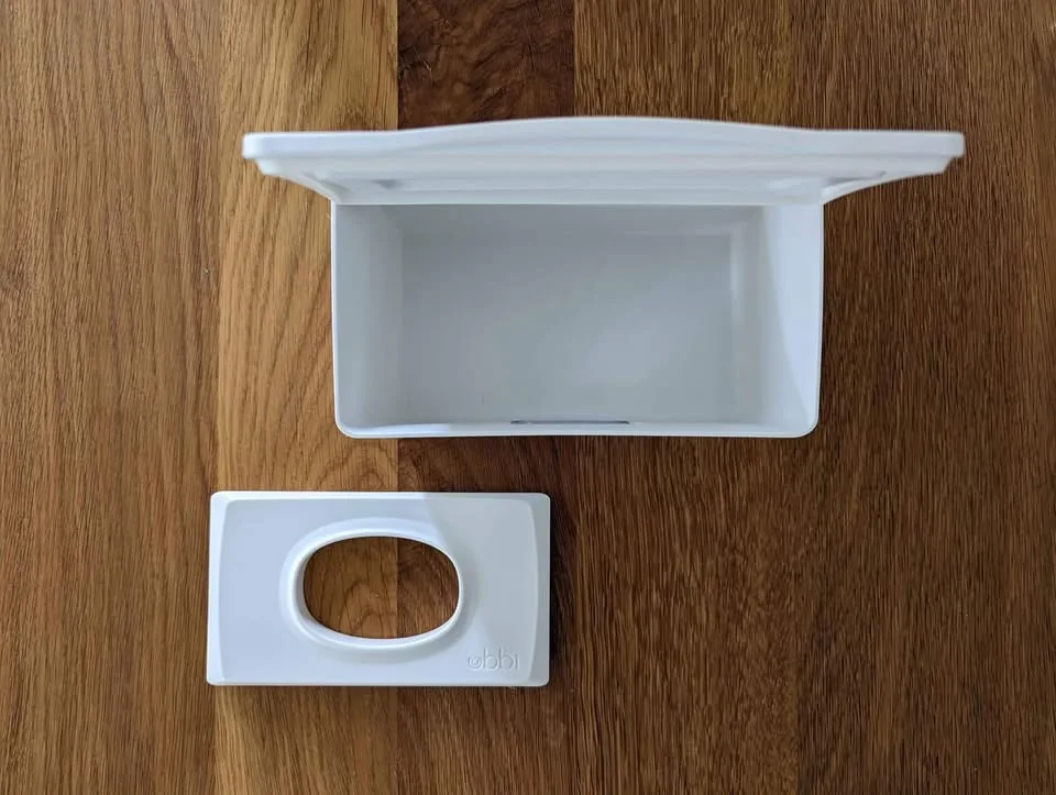 Ubbi Baby Wipes Dispenser image indicator(3)