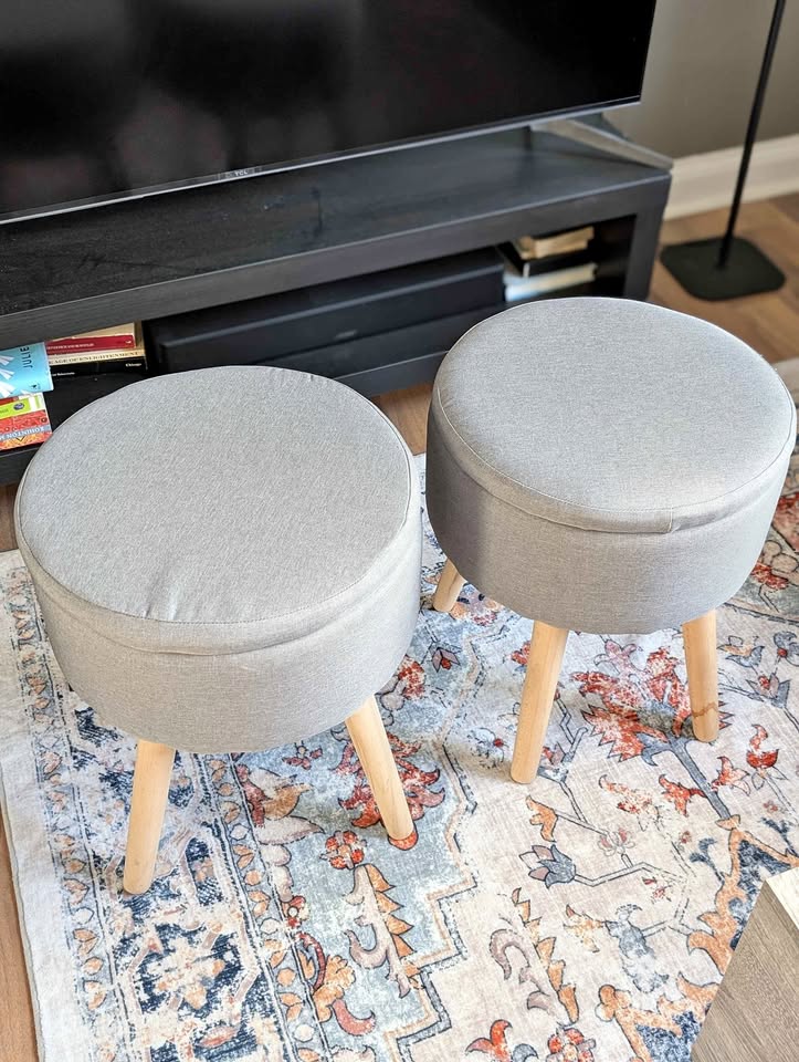 Selling Ottoman chairs with storage.
