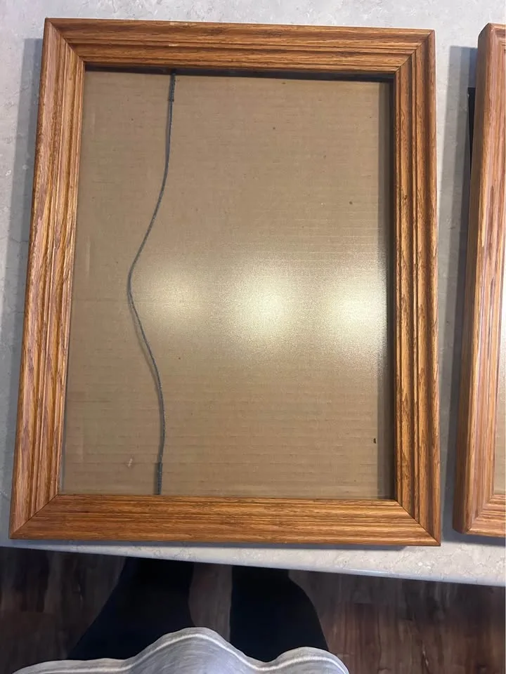 Like-New Oak Picture Frames! $30 ea or $50/pair 📸🌳 image indicator(2)