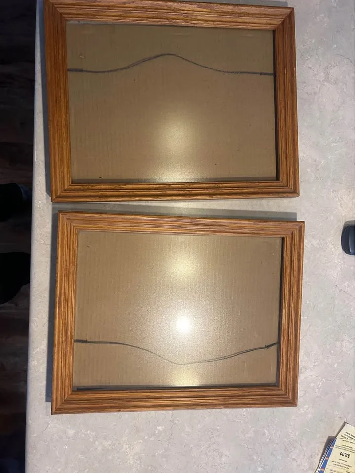 Like-New Oak Picture Frames! $30 ea or $50/pair 📸🌳 image indicator(3)