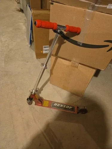 Dunlop Suspension Scooter For Kids