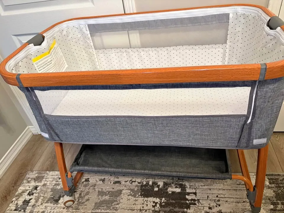 Bedside bassinet thumbnail