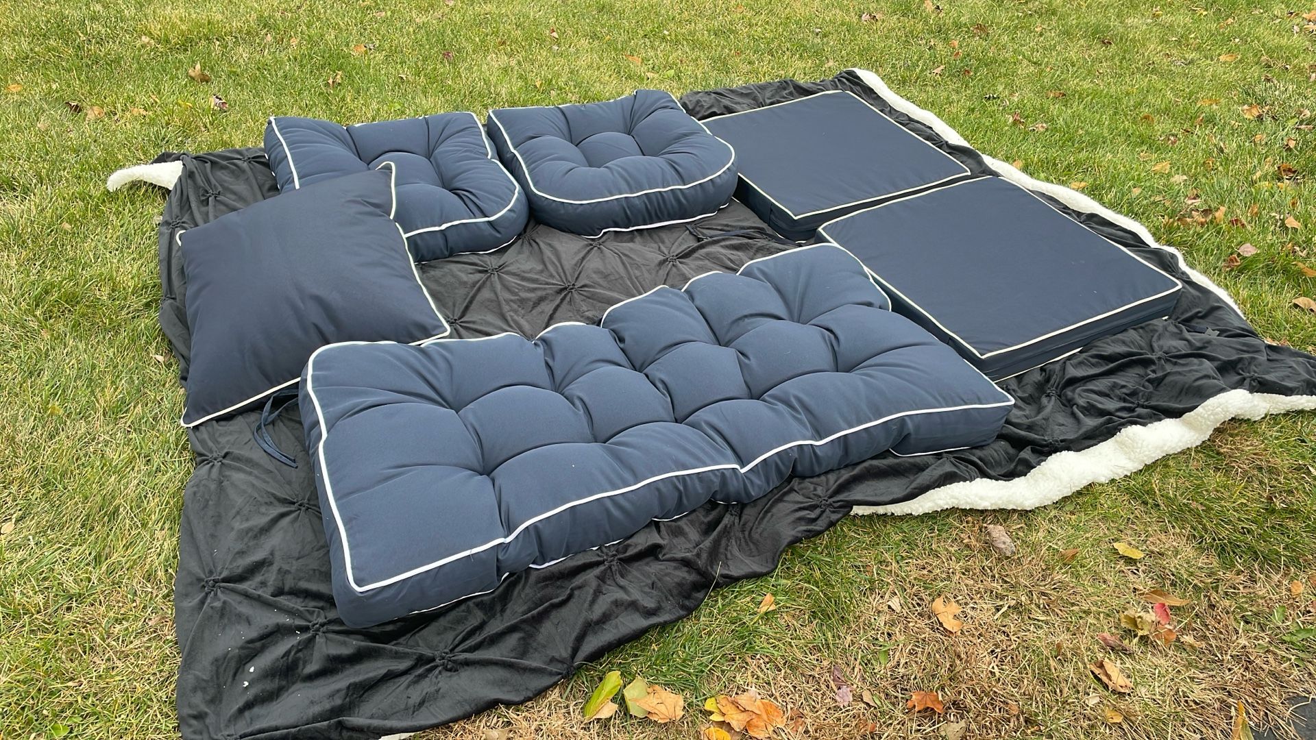 6 New Navy Outdoor Patio Cushions