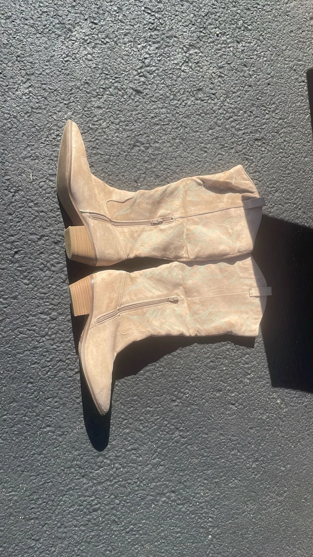 Textile Leather Upper Woman’s Cowgirl Boots Size 11 image indicator(2)