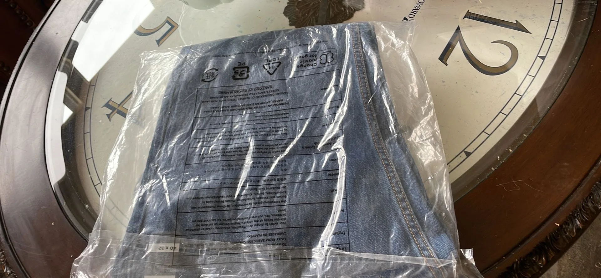 New With Tags Levi’s 505 Regular Blue Jeans 40x32 image indicator(2)