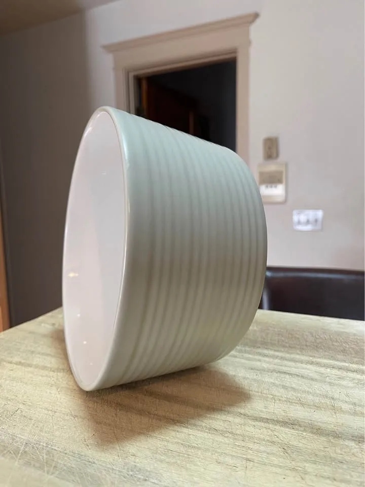 Emerill Professional - 8” Ceramic Bowl image indicator(2)