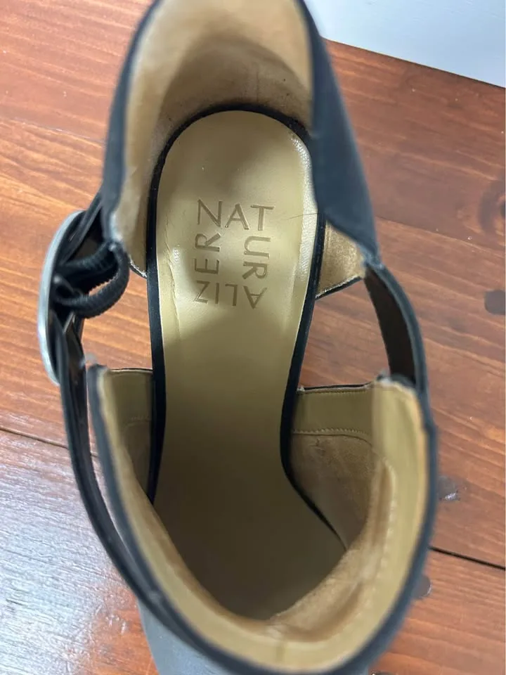 Size 11 Black Shoes image indicator(3)