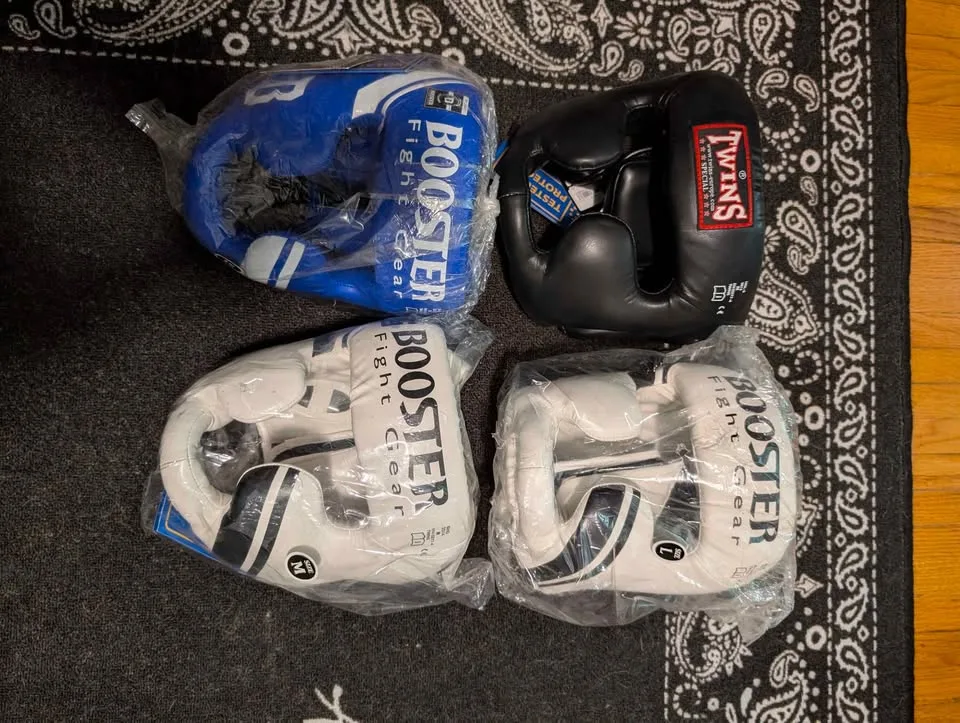 Martial Arts Equipment image indicator(9)