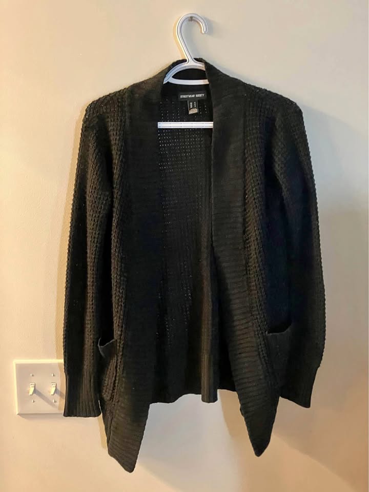 Women’s Streetwear Society Cardigan Size Small