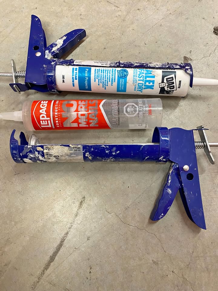 Silicon/glue guns
