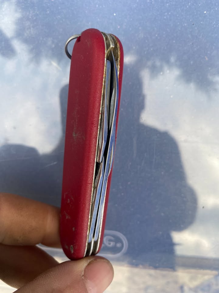 Swiss pocket tool - photo 2