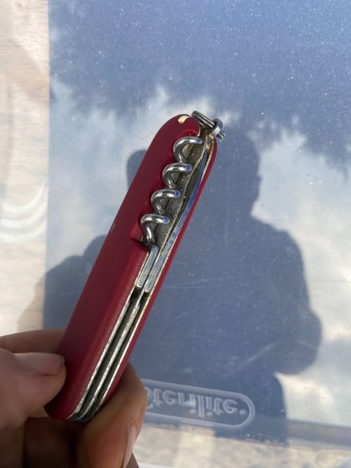 Swiss pocket tool - photo 3