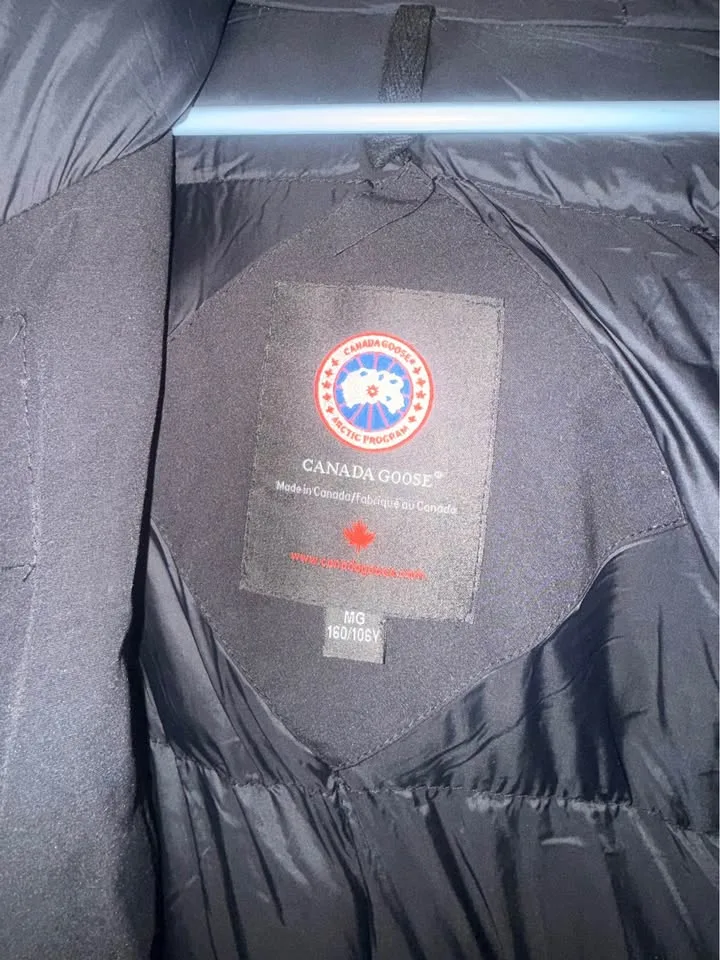 Canada goose parka image indicator(2)