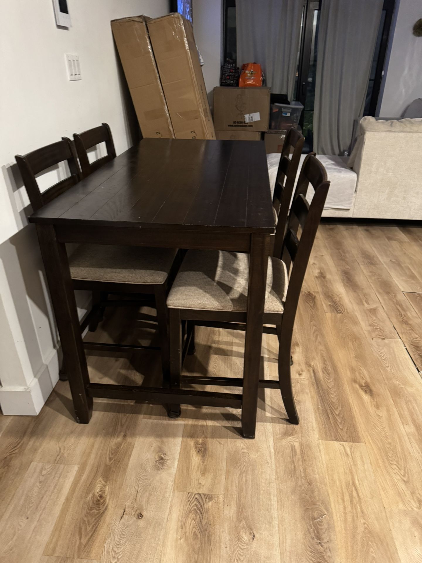 Dining Room Table - photo 2