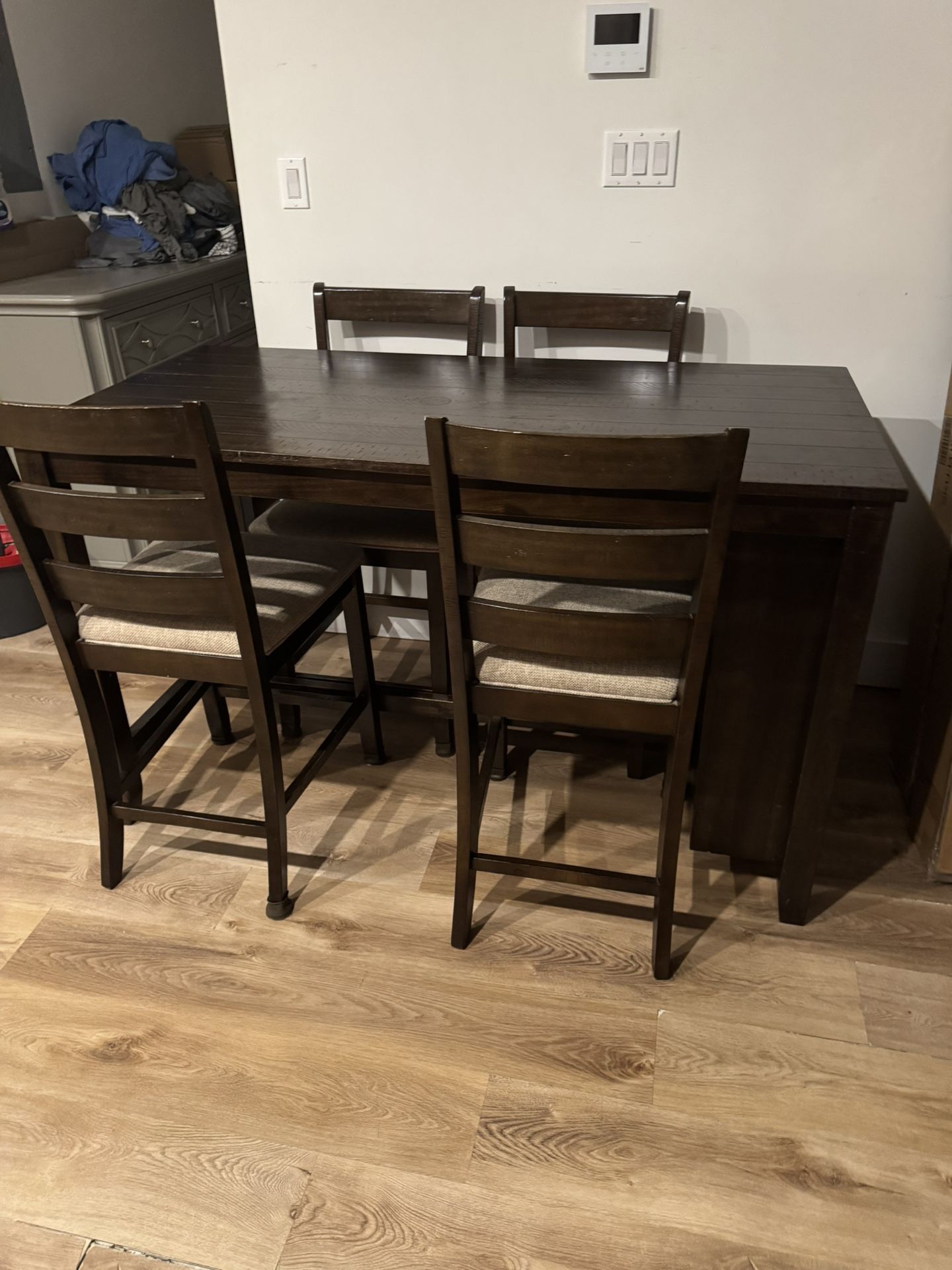 Dining Room Table - photo 4