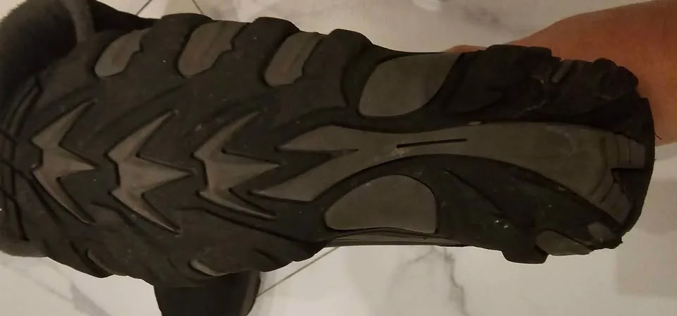 Men's waterproof winter boots sz 10 image indicator(3)