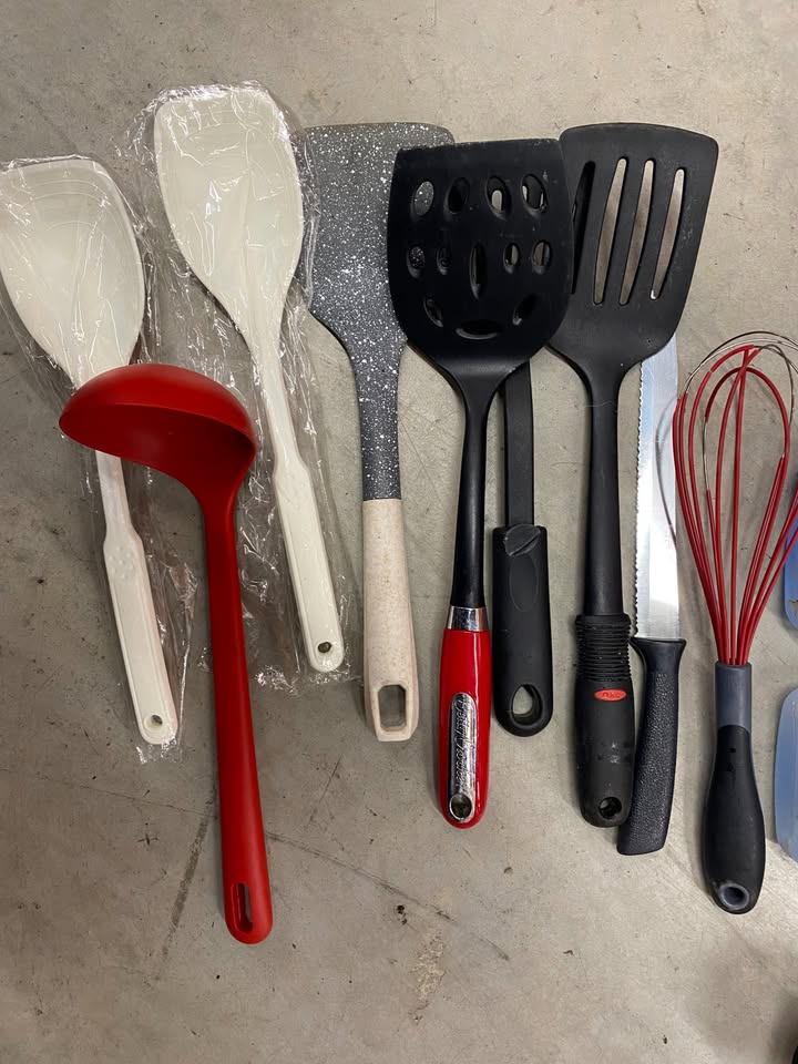 Kitchen uttentils (ideal for camping too) - photo 4