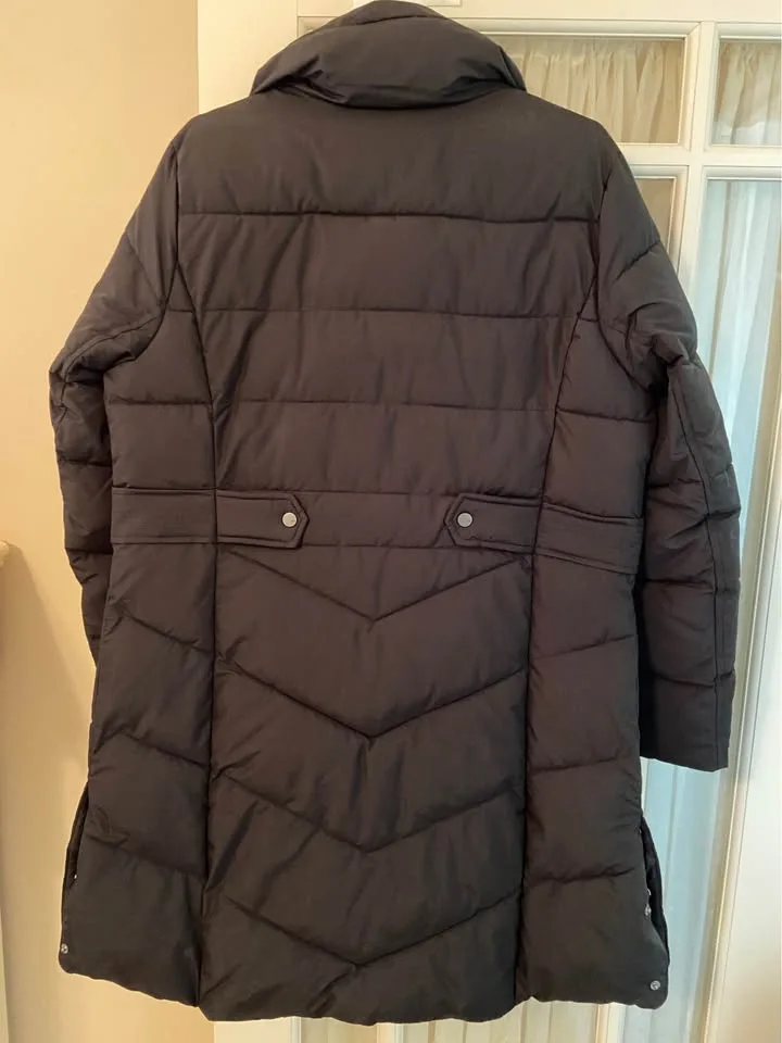 Women’s Andrew Marc Puffer Coat, size L. Excellent condition! image indicator(2)