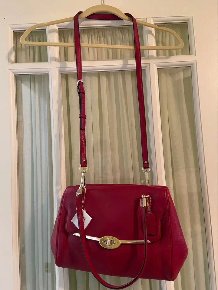 COACH Madison Madeline Leather East/West Satchel, NWT image indicator(2)