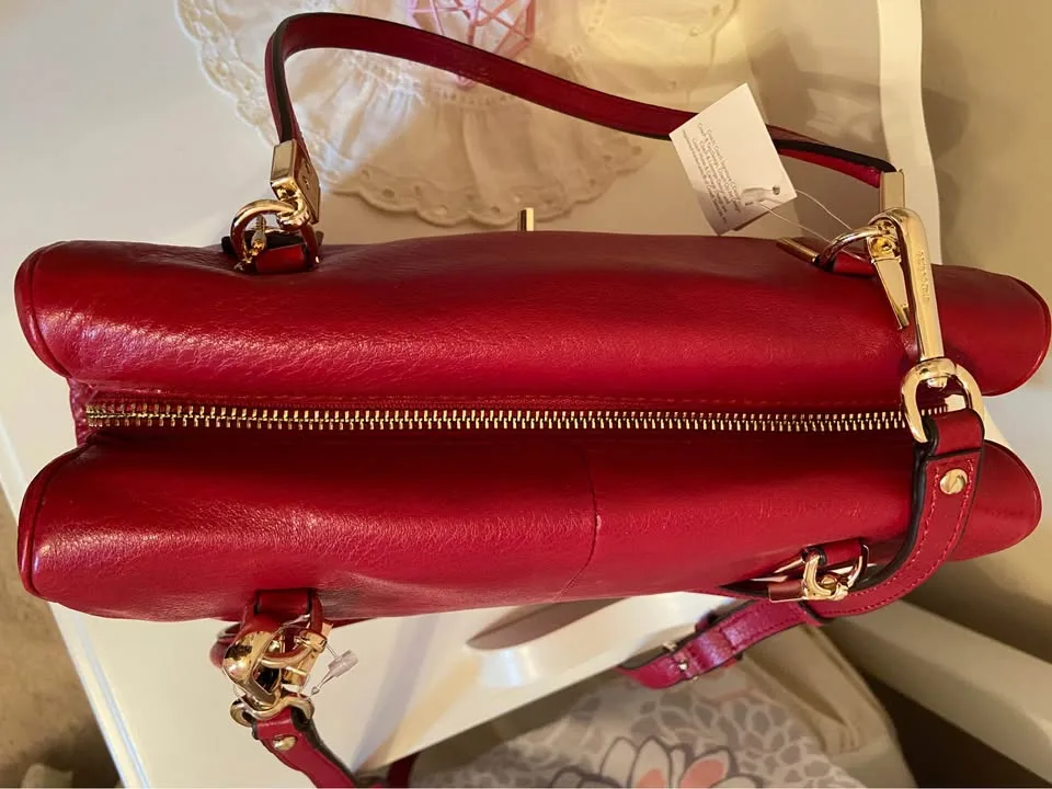 COACH Madison Madeline Leather East/West Satchel, NWT image indicator(8)