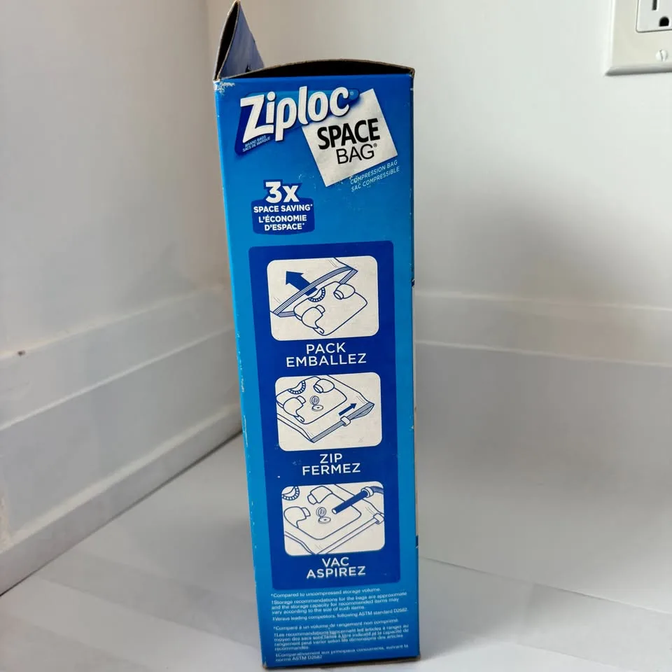 Ziploc Space Bag for Clothing 3 Large Bags image indicator(2)