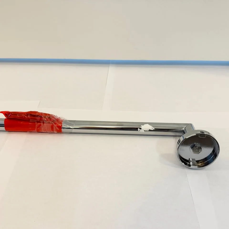 Washroom Wall Mounted Towel Bar - Polished Chrome image indicator(3)