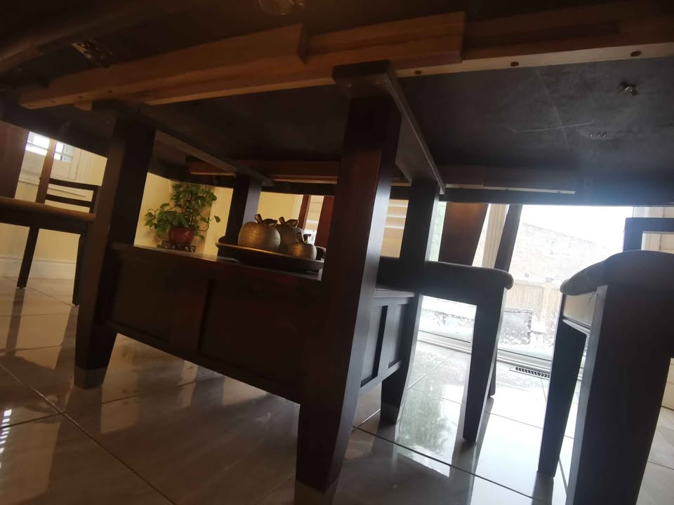 Dining Table For Sale - photo 3