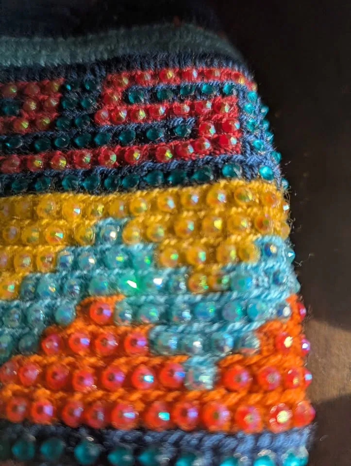 🧿💍💄Boho Micro Beaded Bucket Purse – Vibrant & Versatile💄💍🧿 image indicator(5)