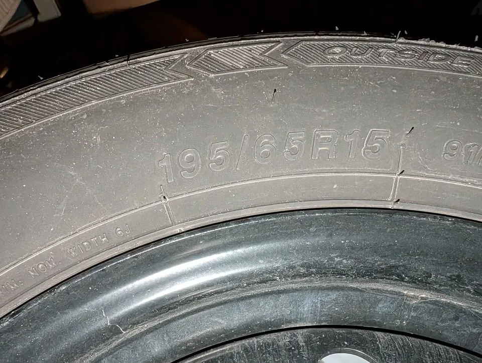 4 Winter tires with Rims image indicator(3)