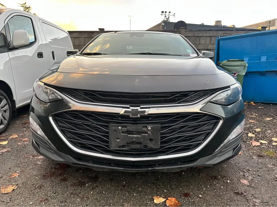 2024 Chevrolet Malibu Limited image indicator(3)