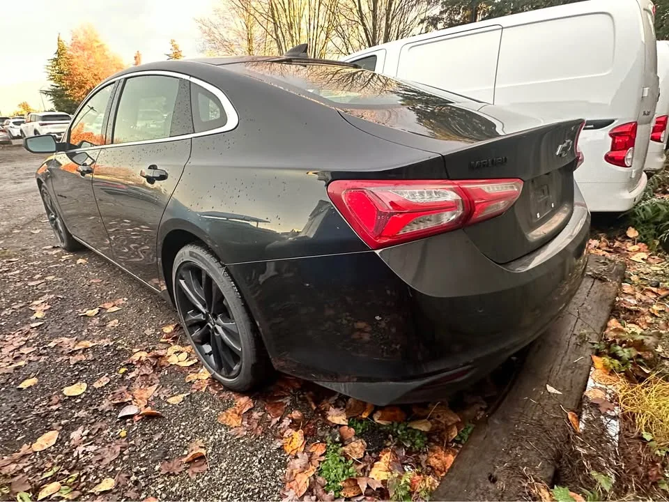 2024 Chevrolet Malibu Limited image indicator(9)