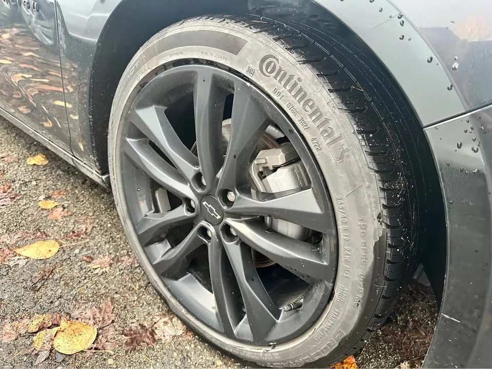 2024 Chevrolet Malibu Limited image indicator(10)