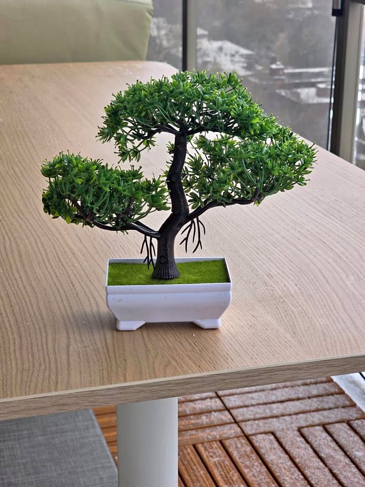 Charming Artificial Bonsai Tree for Sale! 🌿