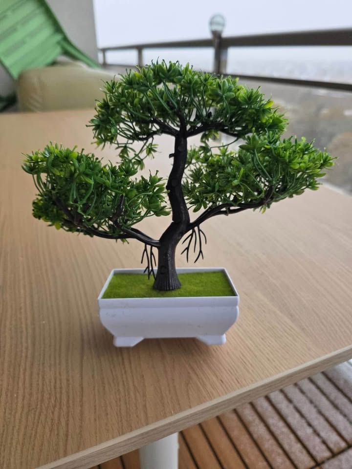 Charming Artificial Bonsai Tree for Sale! 🌿 - photo 3