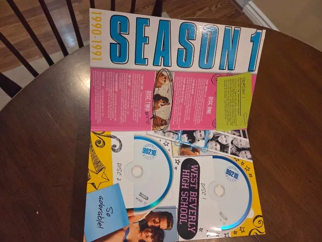 Beverly Hills 90210 DVD Yearbook complete series image indicator(3)