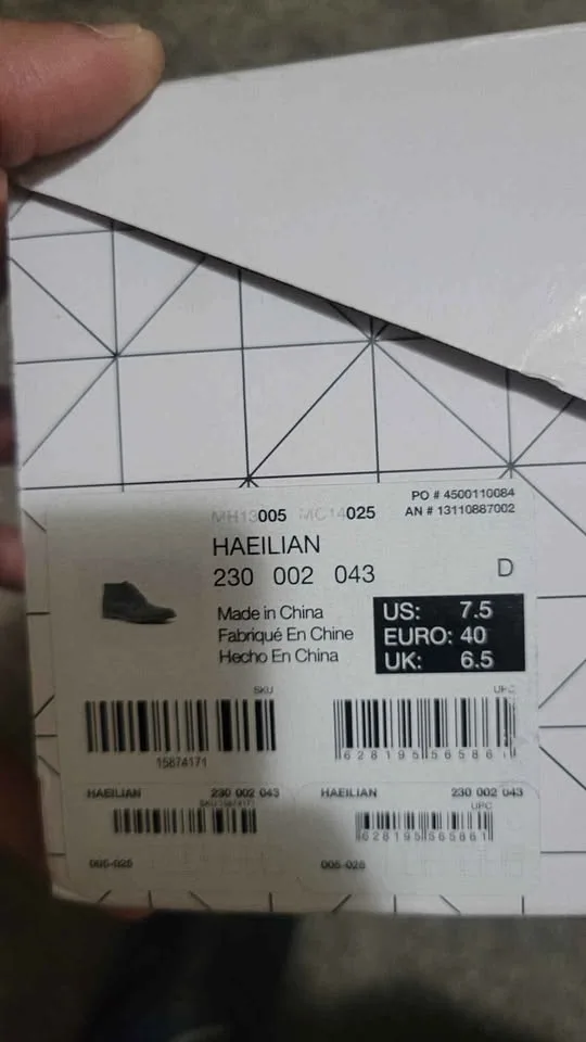 Call it Spring Men Chukka Boots for sale!!!!Size US7.5 image indicator(3)